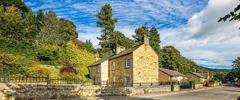 The Artists Loft - A Superb Cottage Sensitively Converted From A Grade II Listed 17Th Century Building Bakewell Eksteriør billede
